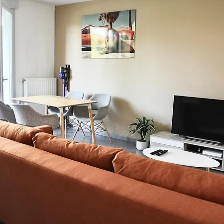 Apartment Proche Grands Axes - Parking Prive *